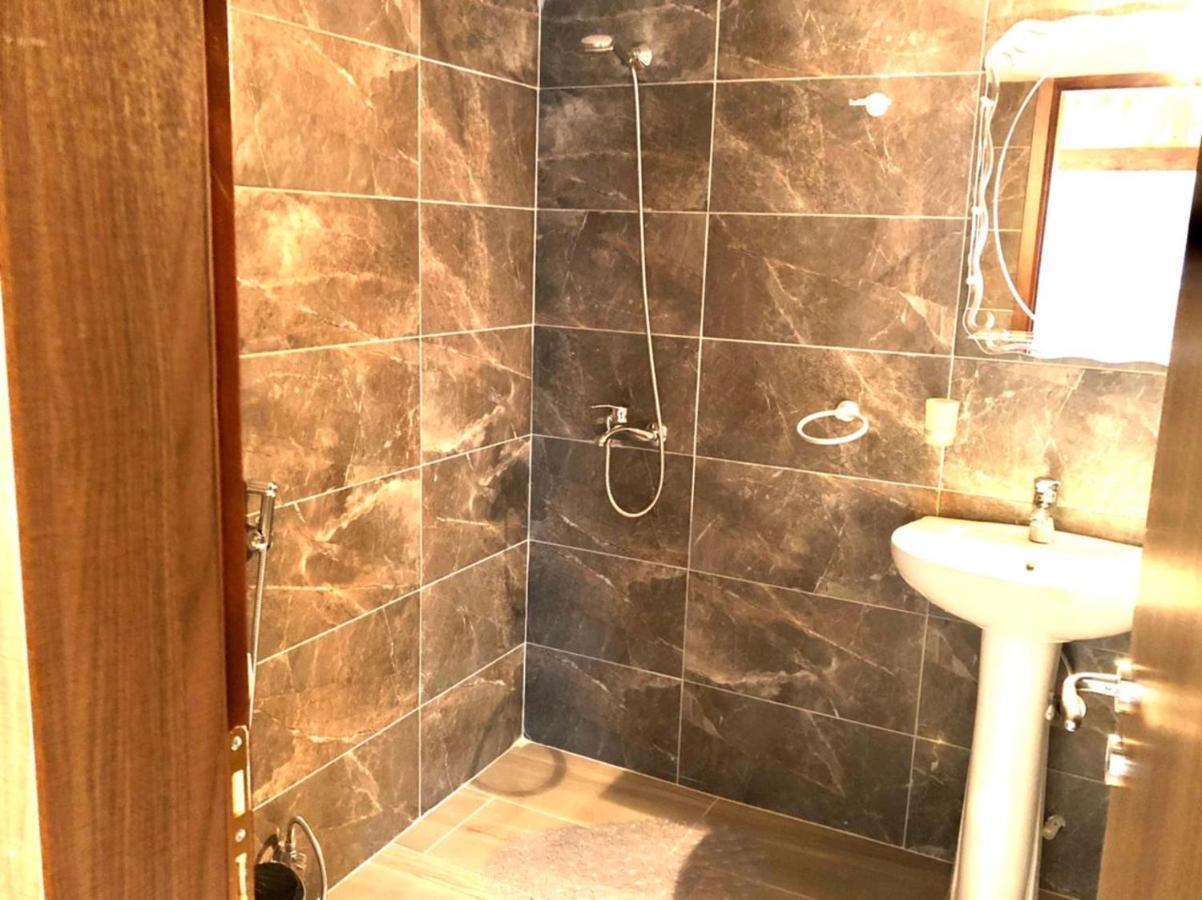 Villa Muzhaqi Nivice Εξωτερικό φωτογραφία