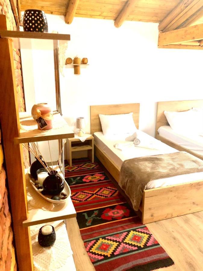 Villa Muzhaqi Nivice Εξωτερικό φωτογραφία